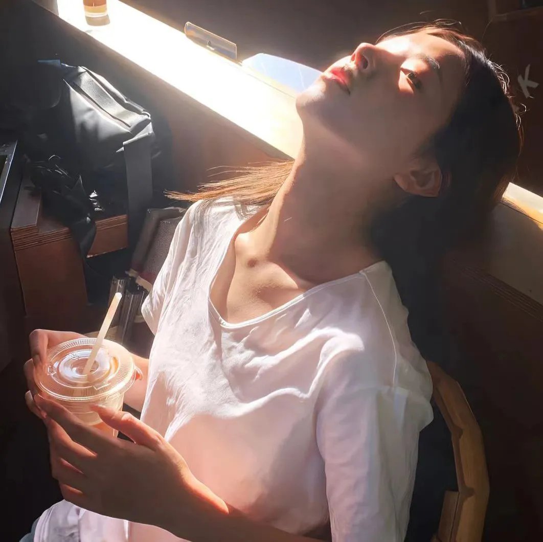 新人歌手曹政奭